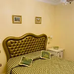 Comfortable Lower Level In With Private Pool