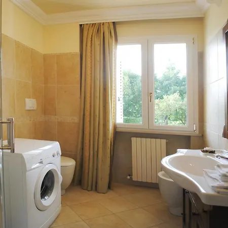 Comfortable Lower Level In With Private Pool Vakantiehuis Montelabbate