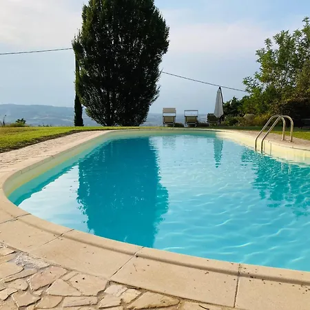 Сasa de vacaciones Comfortable Lower Level In With Private Pool