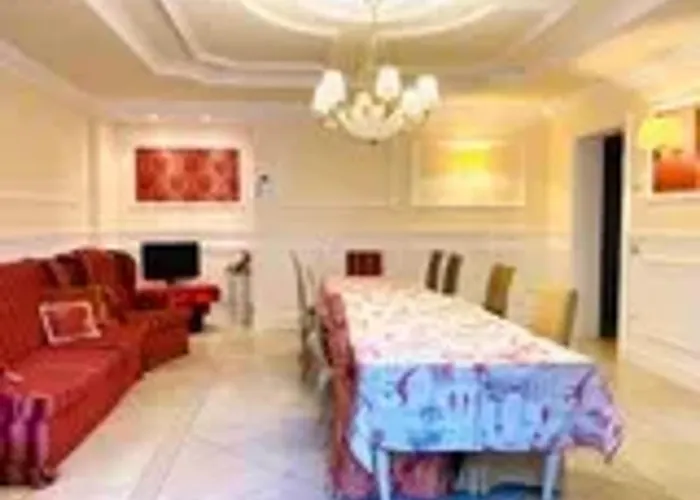 Comfortable Lower Level In With Private Pool 몬테라베이트